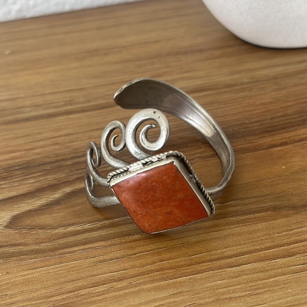 Oneida Community Silver Bangle - Picture 6 of 11